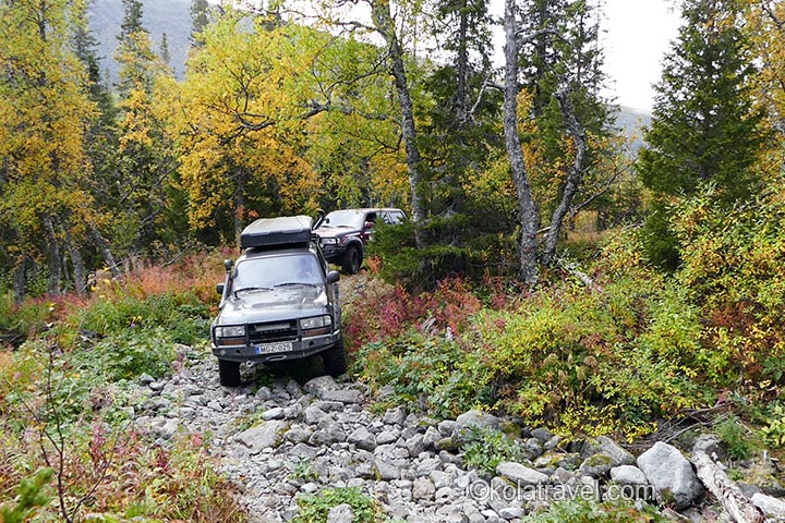 This 12 days 4x4 Arctic Off-road Expedition is something that other off-roaders only dream about... spending every night in a tent in the woods. Totally self-sufficient. Wild Nature, swamp, mud, sand, dune, forest and mountain terrain is waiting for you. Raid overland Russia.  Kola Travel