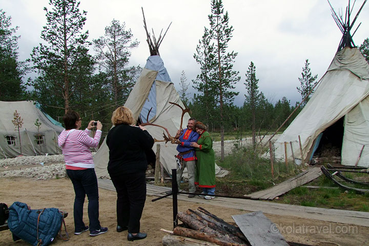 Get to know the amazing nature of Russian Lapland, the Midnight Sun, the beauty of the Barents sea, the mystical attraction of Teriberka, the Saami with their reindeer and affectionate Huskies.